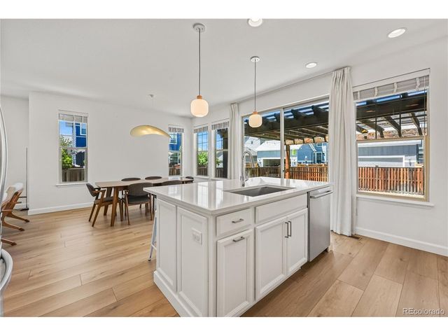 9457 E 52nd Ave, Denver, CO 80238