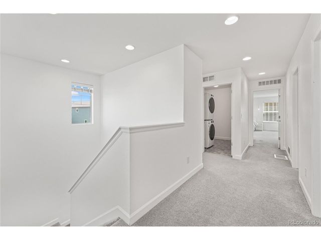 9457 E 52nd Ave, Denver, CO 80238