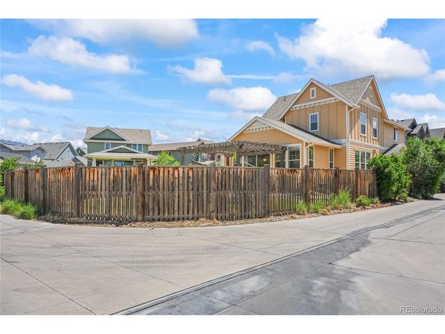9457 E 52nd Ave, Denver, CO 80238