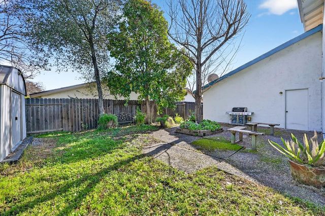 6457 Silk Wood Way, Citrus Heights, CA 95621