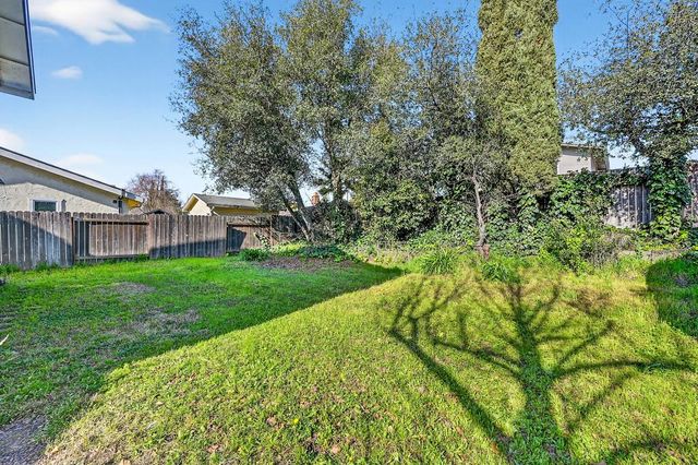 6457 Silk Wood Way, Citrus Heights, CA 95621