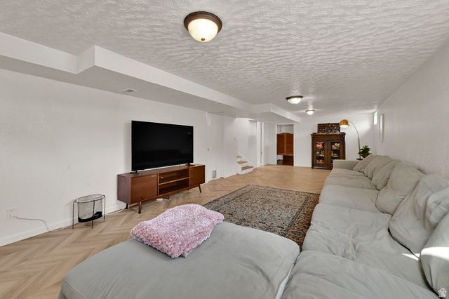 1353 MADISON AVE, Ogden, UT 84404