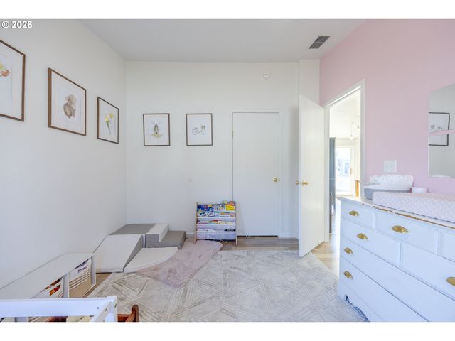 3007 River Rd, Eugene, OR 97404