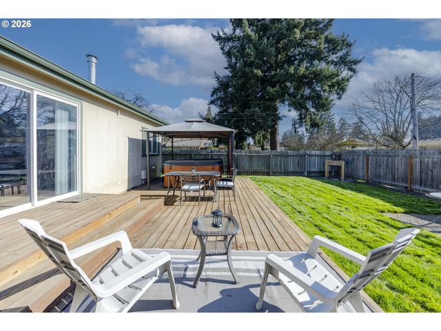 3007 River Rd, Eugene, OR 97404