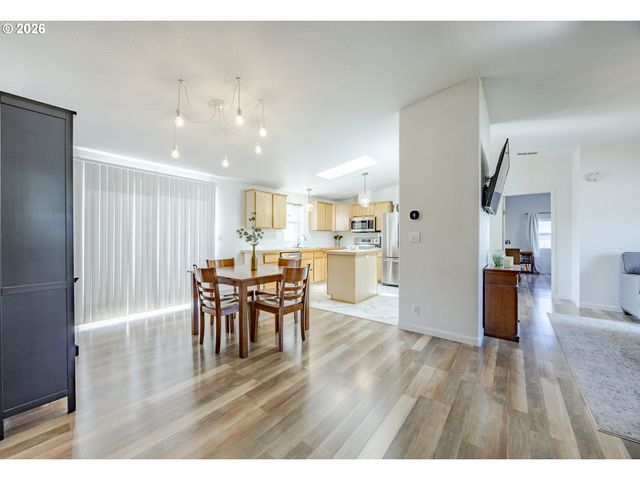 3007 River Rd, Eugene, OR 97404