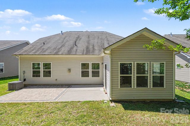 204 Paradise Hills Circle, Mooresville, NC 28115