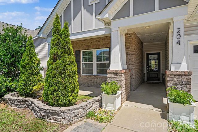 204 Paradise Hills Circle, Mooresville, NC 28115