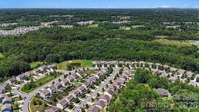 204 Paradise Hills Circle, Mooresville, NC 28115