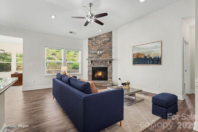 204 Paradise Hills Circle, Mooresville, NC 28115