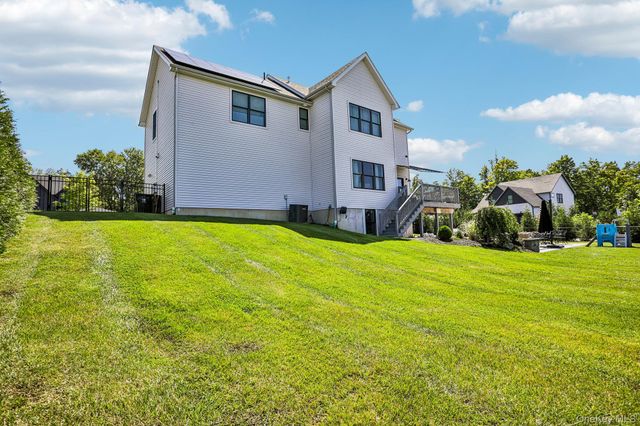21 Wildwood Drive, Rock Tavern, NY 12575