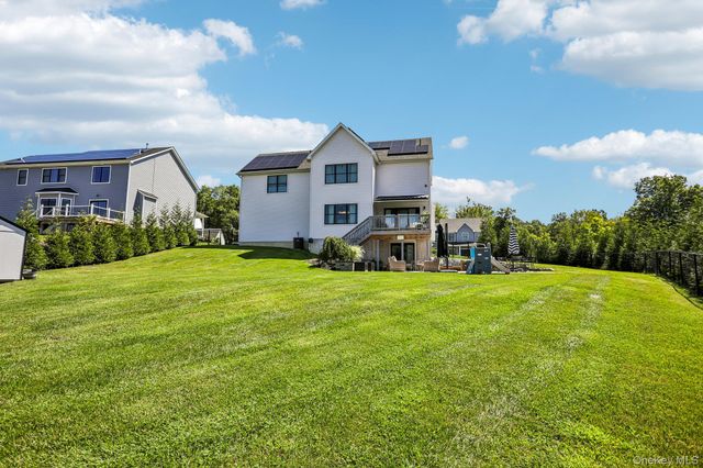 21 Wildwood Drive, Rock Tavern, NY 12575