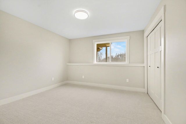 3382 13th Street, Wayland, MI 49348