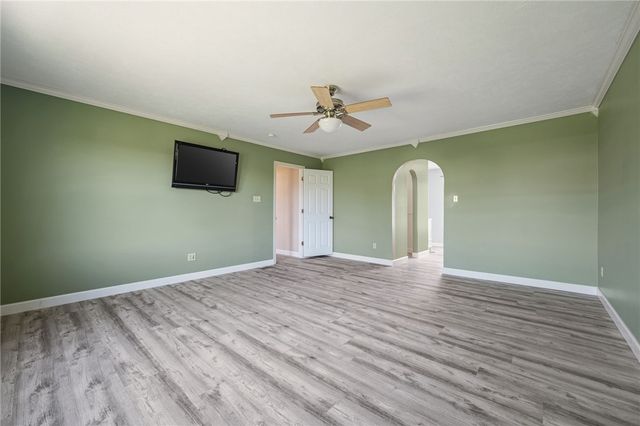 1342 Morgan Cir, North Strabane, PA 15317