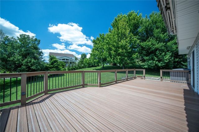 1342 Morgan Cir, North Strabane, PA 15317
