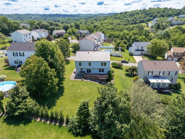 1342 Morgan Cir, North Strabane, PA 15317