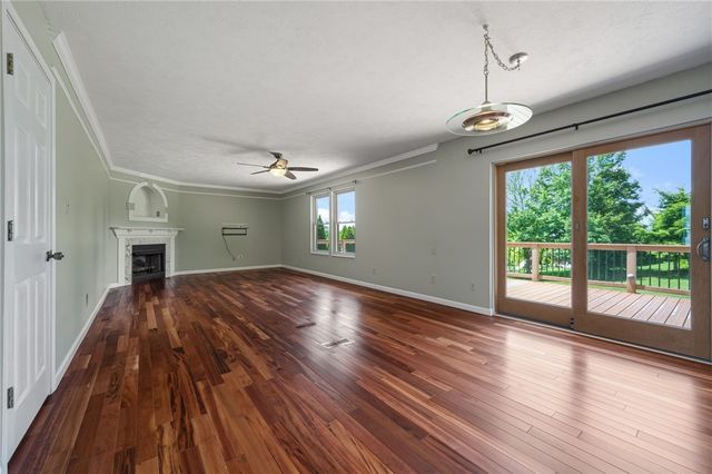 1342 Morgan Cir, North Strabane, PA 15317