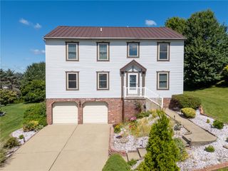 1342 Morgan Cir, North Strabane, PA 15317