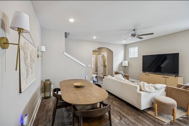 2129 Barringer Ln, Murfreesboro, TN 37128