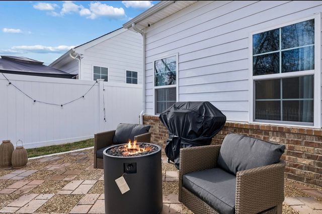 2129 Barringer Ln, Murfreesboro, TN 37128