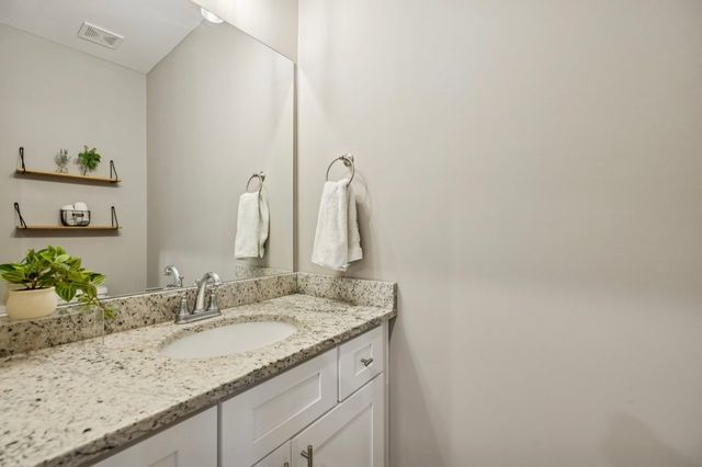 2129 Barringer Ln, Murfreesboro, TN 37128