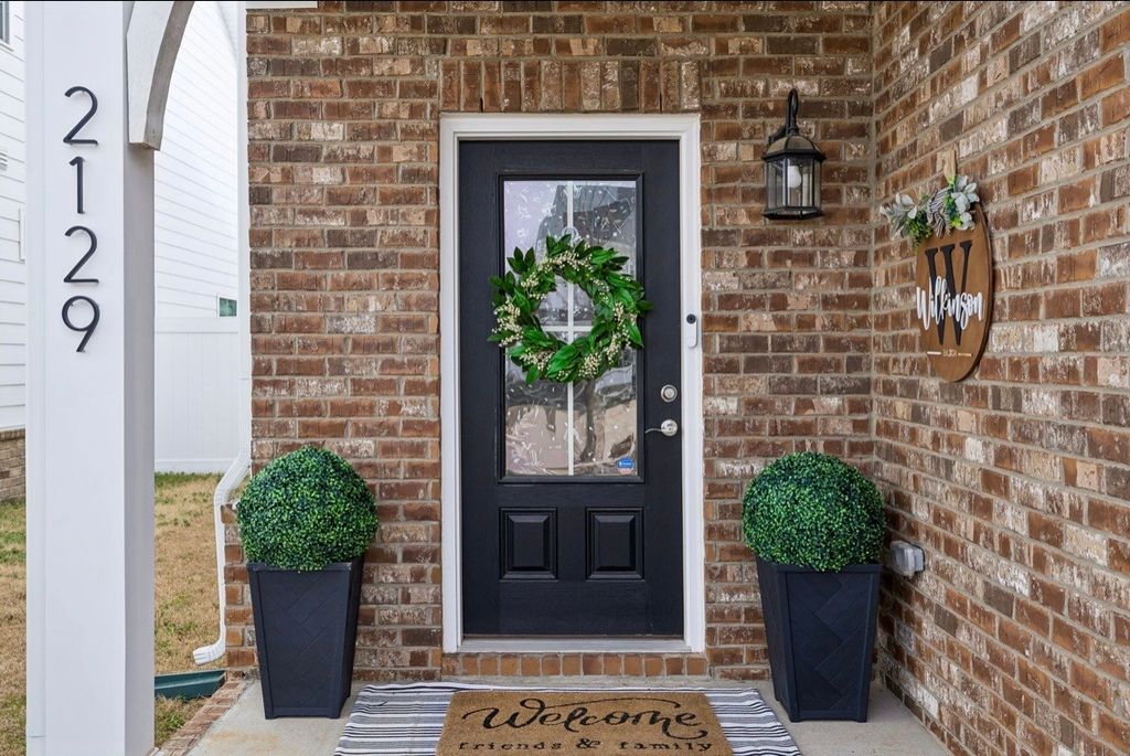 2129 Barringer Ln, Murfreesboro, TN 37128