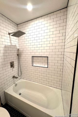 5951 Little Brandywine, San Antonio, TX 78233