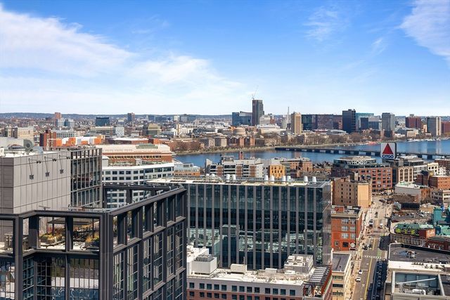 188 Brookline Ave 26G, Boston, MA 02215