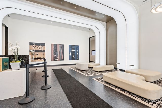 188 Brookline Ave 26G, Boston, MA 02215