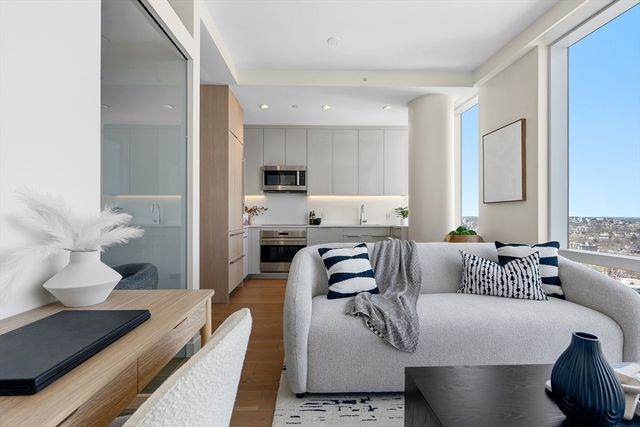 188 Brookline Ave 26G, Boston, MA 02215