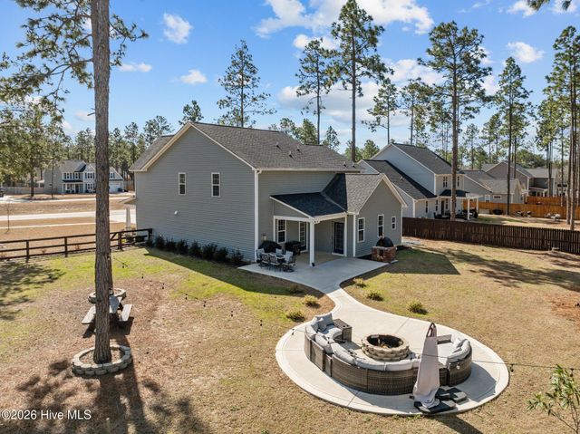 217 Thistleberry Drive, Aberdeen, NC 28315