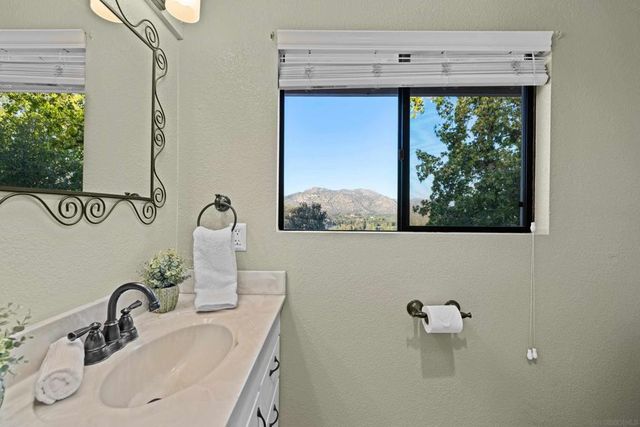 23746 Barona Mesa, Ramona, CA 92065