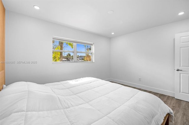 10111 Jamaica Dr, Cutler Bay, FL 33189