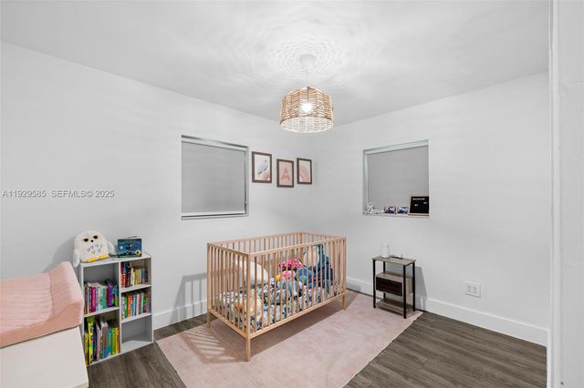 10111 Jamaica Dr, Cutler Bay, FL 33189