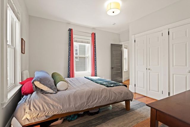 29 Windsor 29, Somerville, MA 02144
