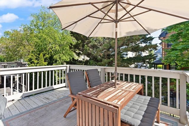 29 Windsor 29, Somerville, MA 02144