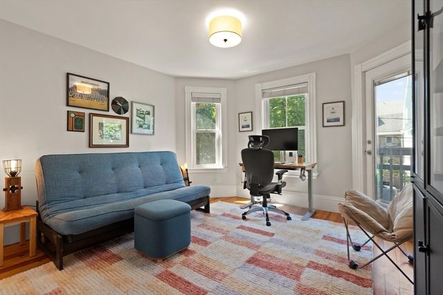 29 Windsor 29, Somerville, MA 02144