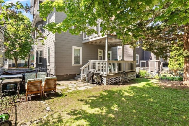 29 Windsor 29, Somerville, MA 02144