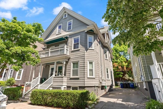 29 Windsor 29, Somerville, MA 02144