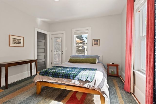 29 Windsor 29, Somerville, MA 02144