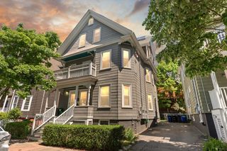 29 Windsor 29, Somerville, MA 02144