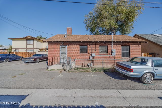 1541 G Street, Sparks, NV 89431