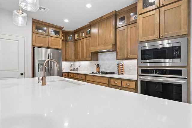 825 N 89th Street, Broken Arrow, OK 74014