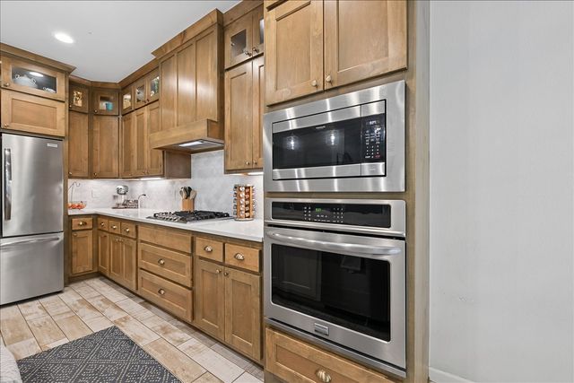 825 N 89th Street, Broken Arrow, OK 74014