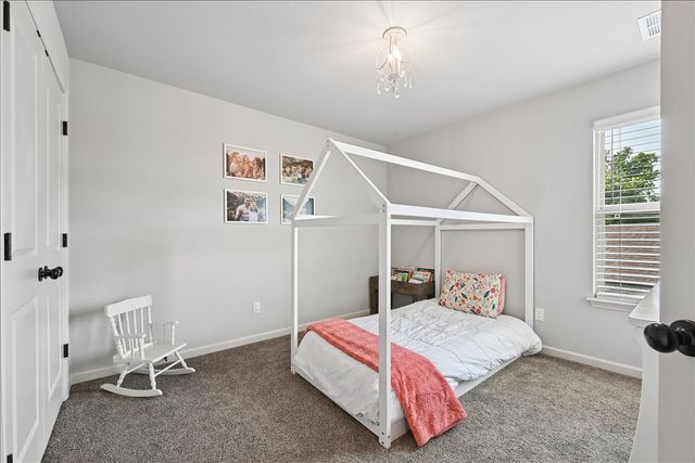825 N 89th Street, Broken Arrow, OK 74014