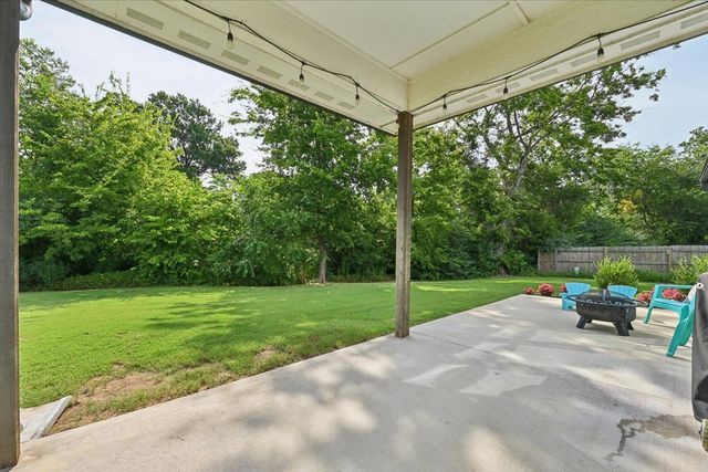 825 N 89th Street, Broken Arrow, OK 74014