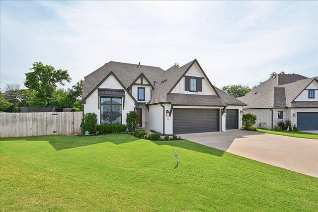 825 N 89th Street, Broken Arrow, OK 74014