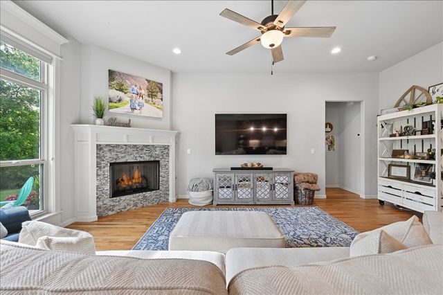 825 N 89th Street, Broken Arrow, OK 74014