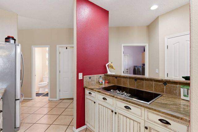 1161 Canal Boulevard SW, Los Lunas, NM 87031