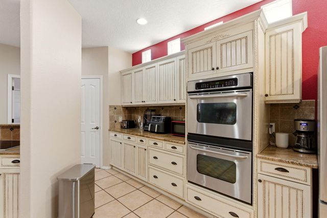 1161 Canal Boulevard SW, Los Lunas, NM 87031