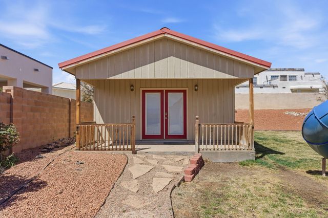 1161 Canal Boulevard SW, Los Lunas, NM 87031